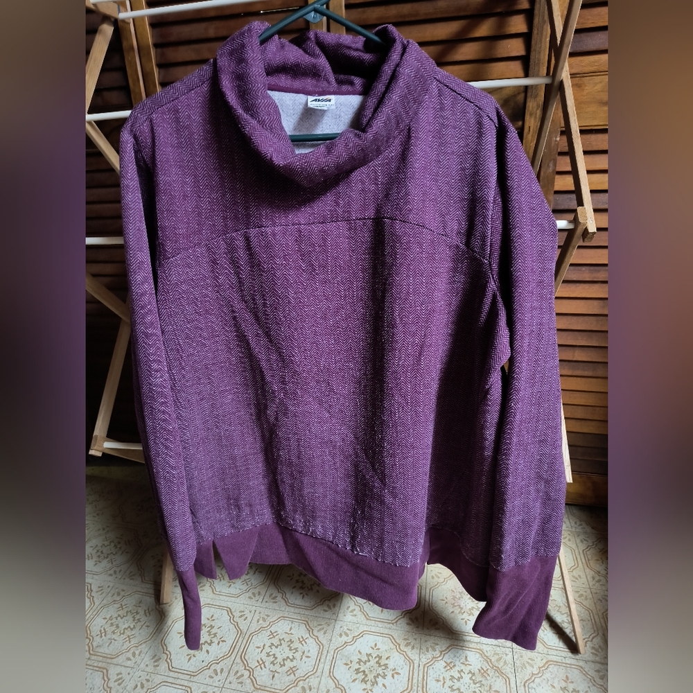 Avia long sleeve sweatshirt